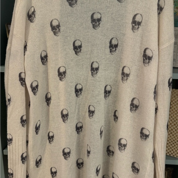 🎉HOST PICK!🎉 Skull Cashmere Hallie Skull Cardigan (size small) - Picture 4 of 4